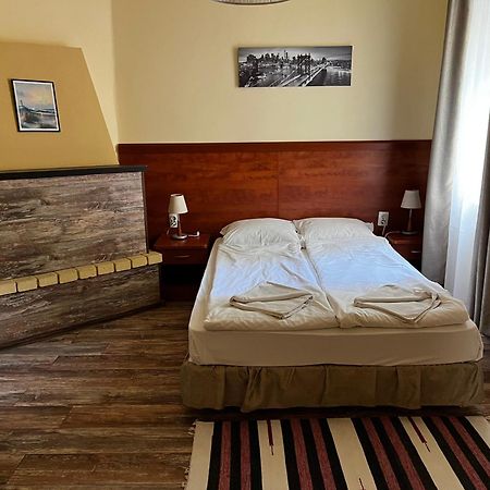 Guest Rooms Donovi Varna Exterior foto