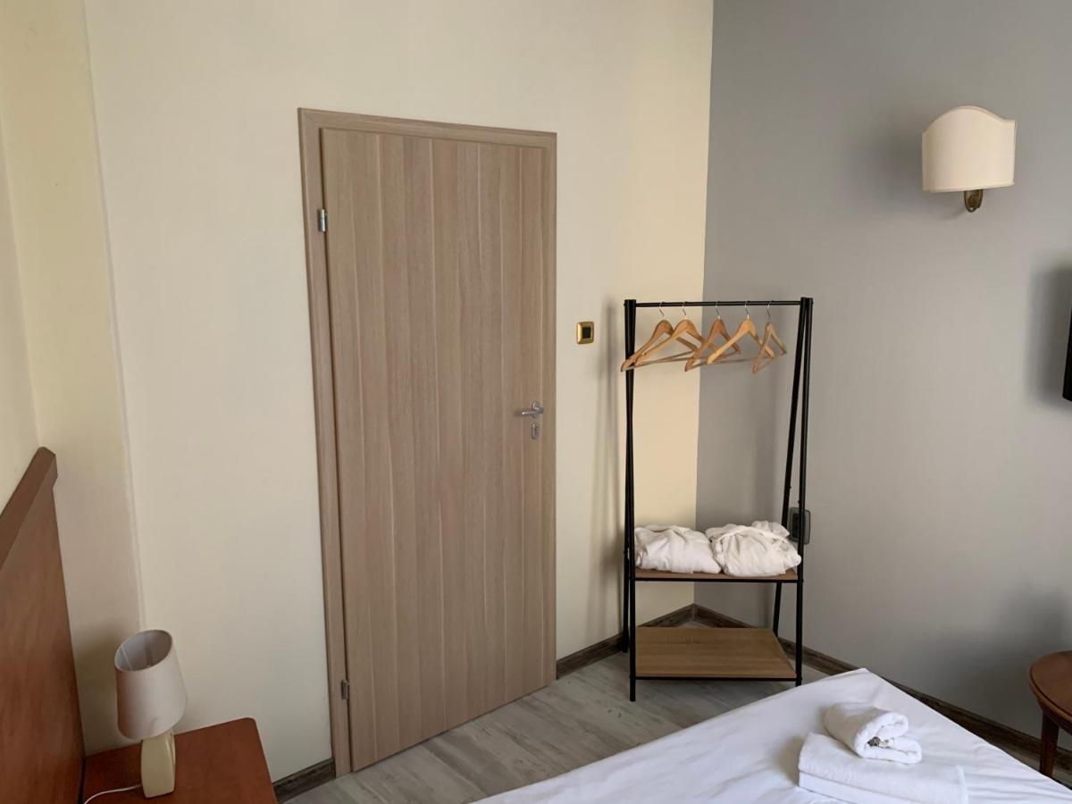 Guest Rooms Donovi Varna Exterior foto